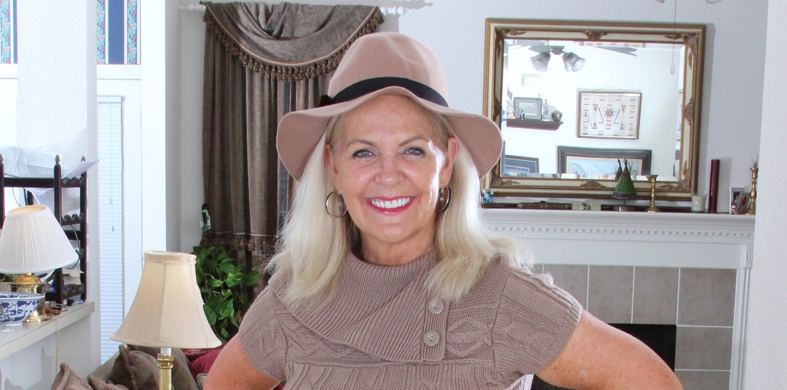 Blonde American Grandma Shows Her Shaved Pussy