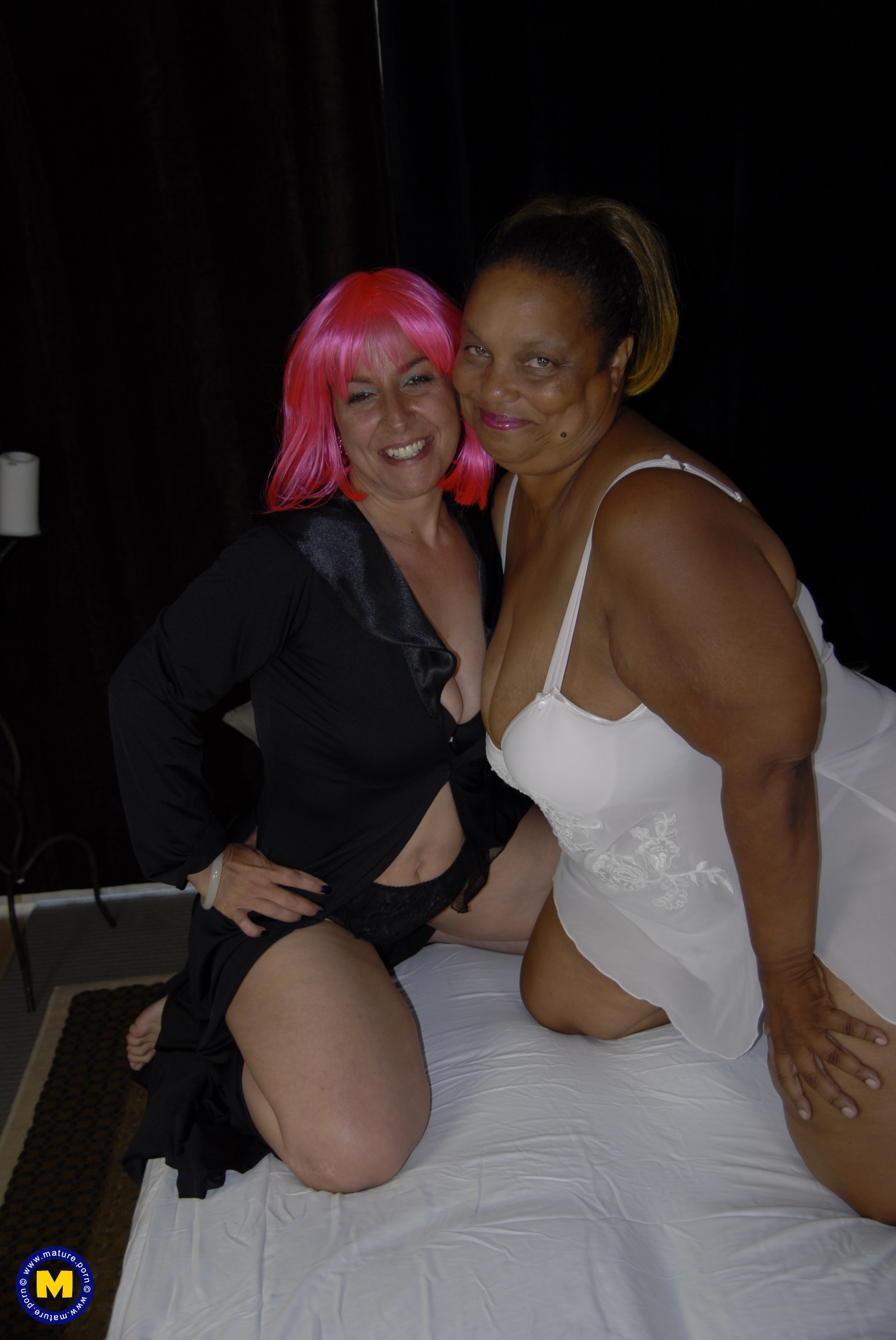 Kinky Mature Lesbians Making Eachother Wet