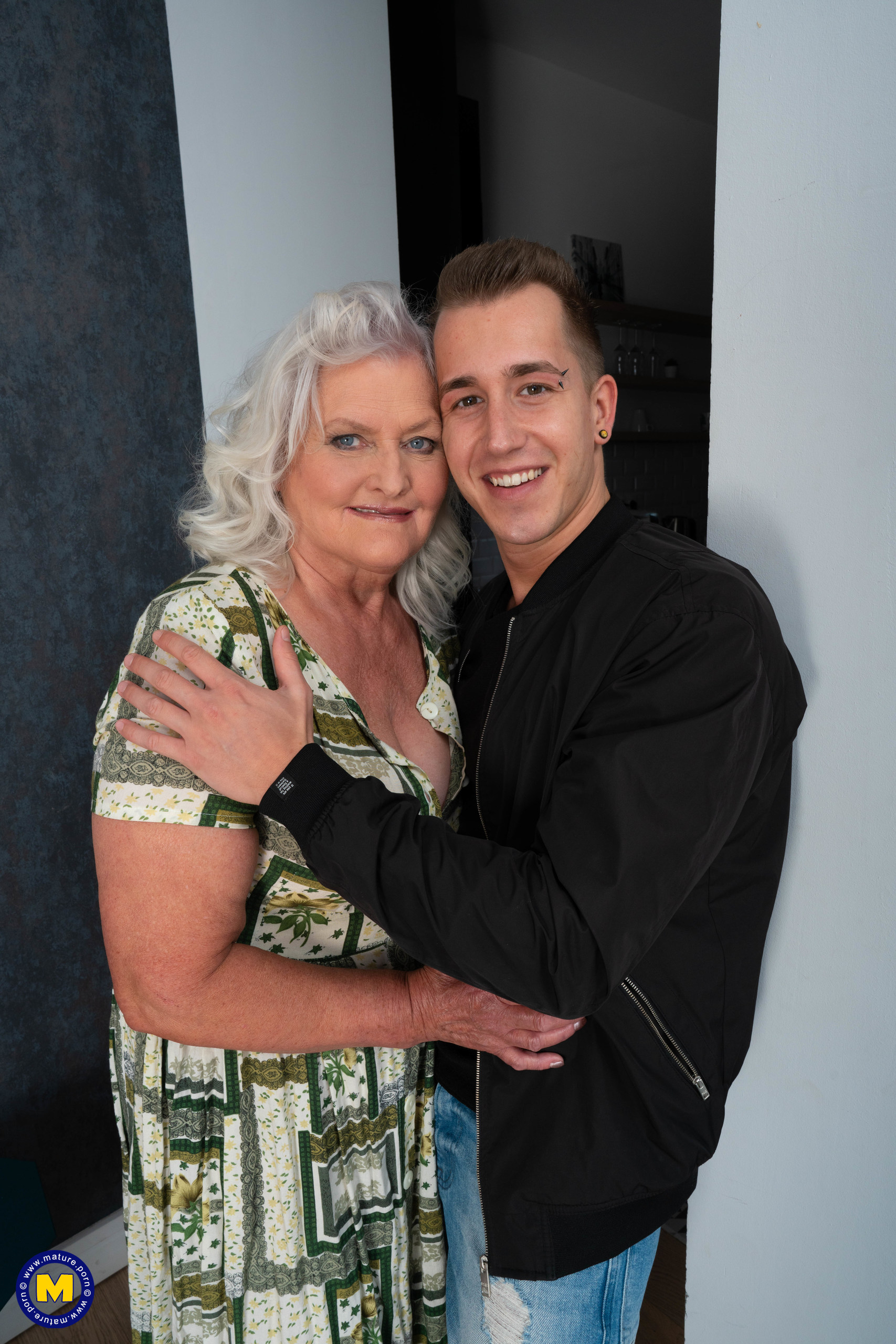 Granny Juliene is begging for a creampie from her toyboy - Mature.nl