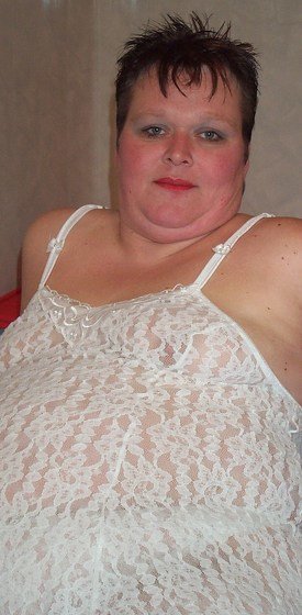 Bbw Mature Gang Bang - BBW mature lady having a homemade gang bang - Mature.nl