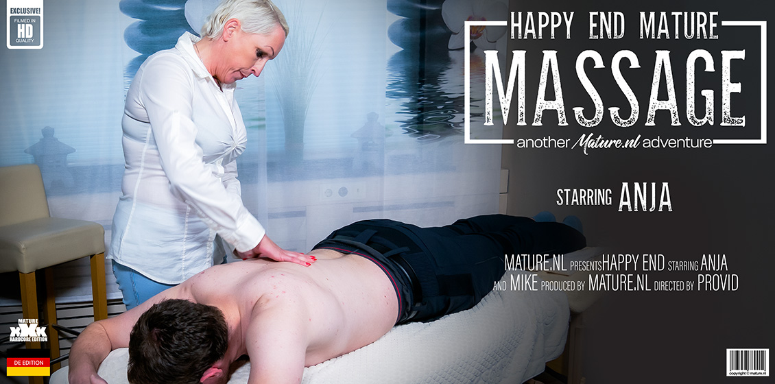 Mature Happy Ending - Mature Anja massages with a happy end! - Mature.nl